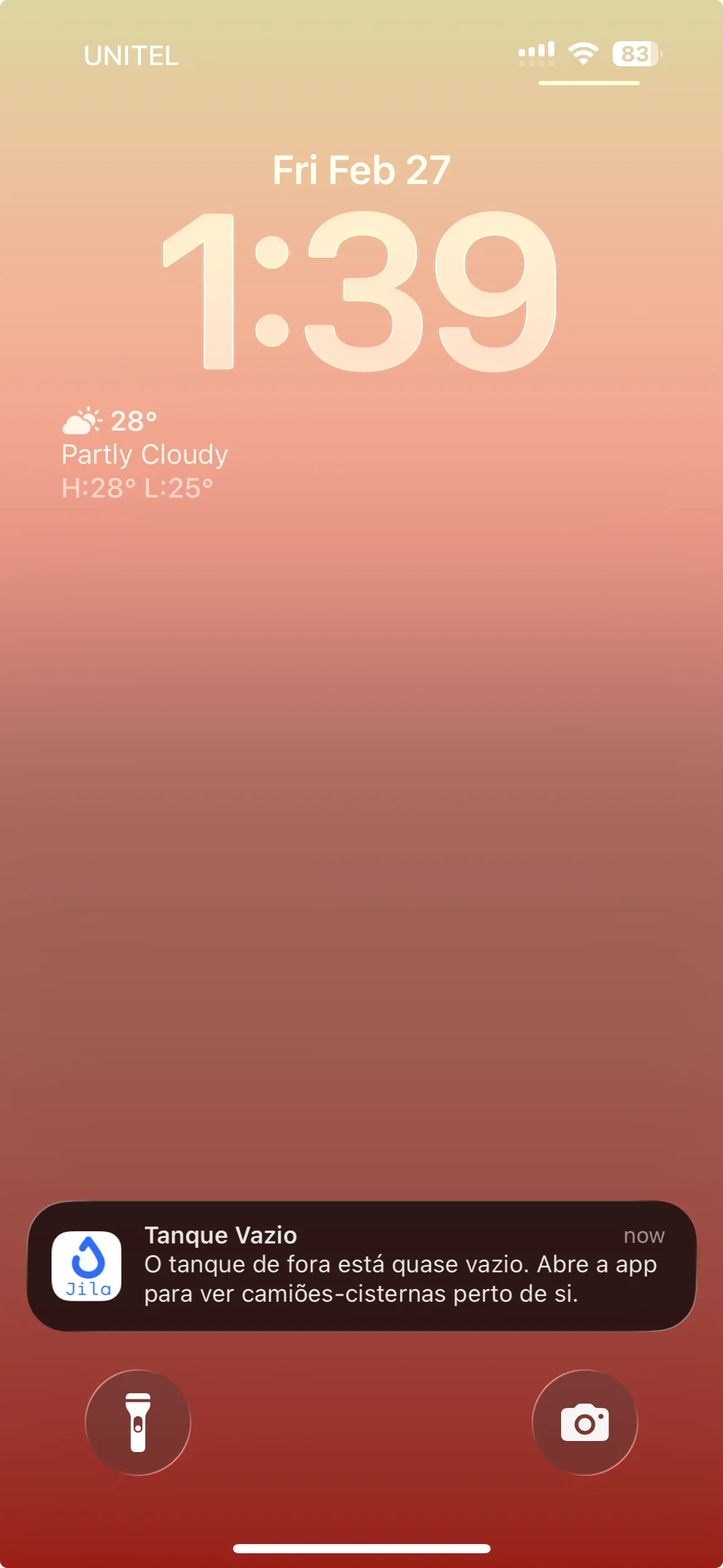 Notificação da app Jila a alertar sobre o nível de água